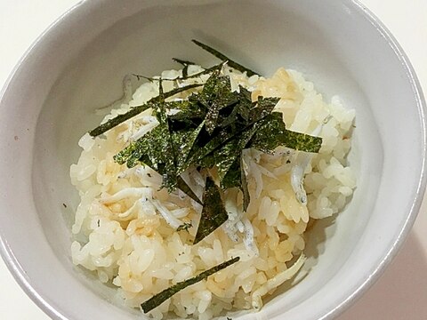 しらすのお手軽混ぜ丼